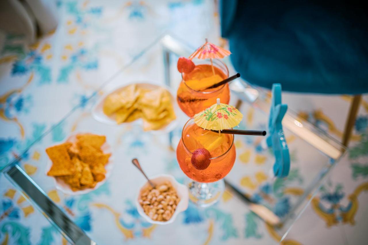 Bed and Breakfast Beb Palazzo Mancini Минори Экстерьер фото