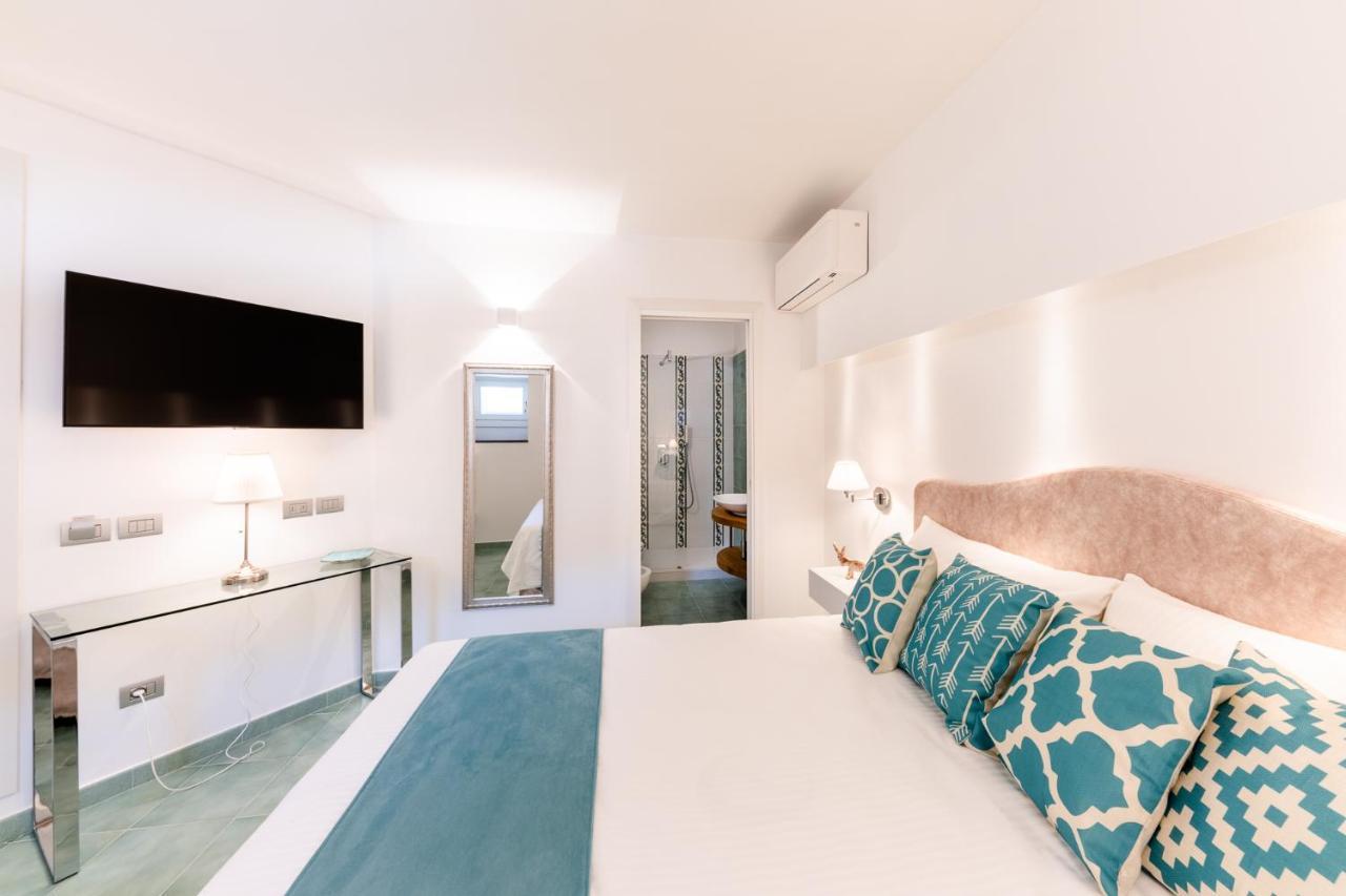 Bed and Breakfast Beb Palazzo Mancini Минори Экстерьер фото