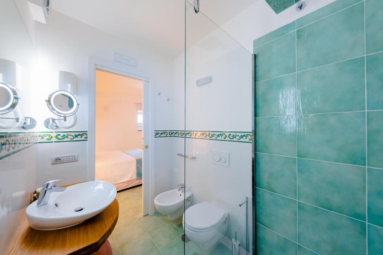 Bed and Breakfast Beb Palazzo Mancini Минори Экстерьер фото