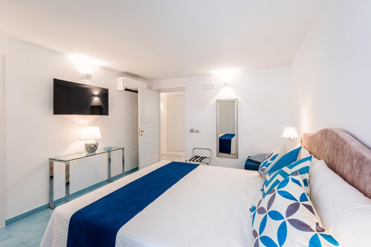 Bed and Breakfast Beb Palazzo Mancini Минори Экстерьер фото