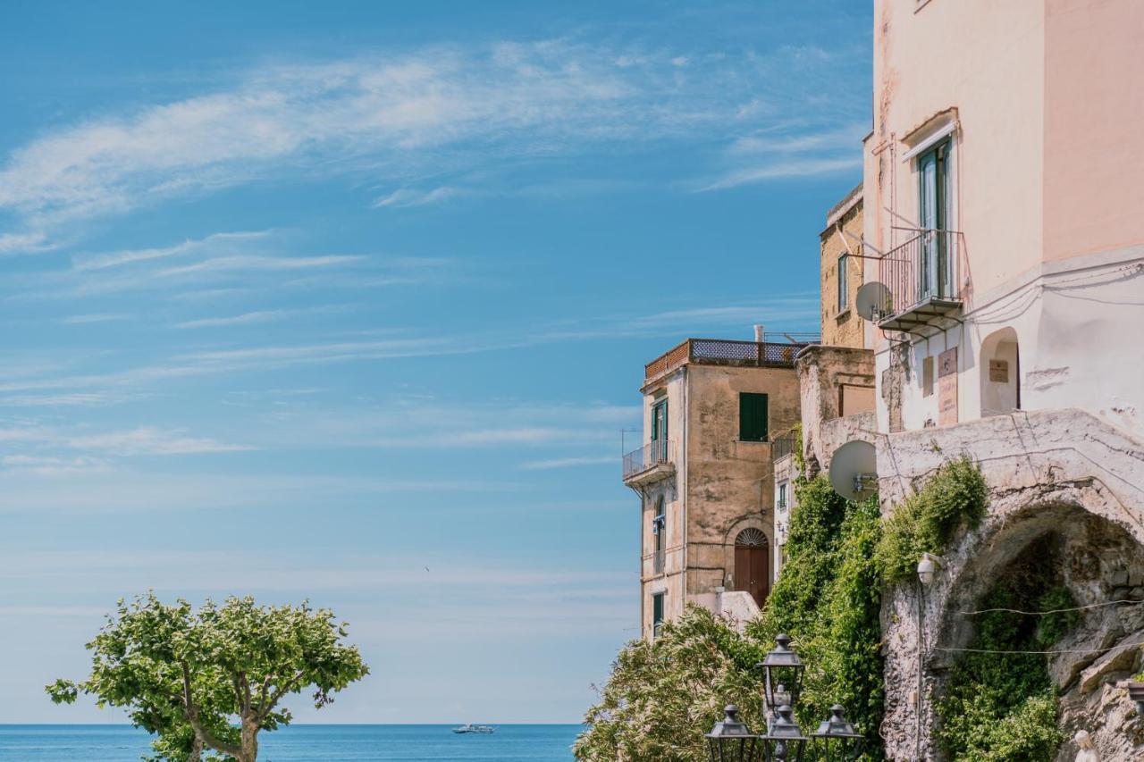 Bed and Breakfast Beb Palazzo Mancini Минори Экстерьер фото