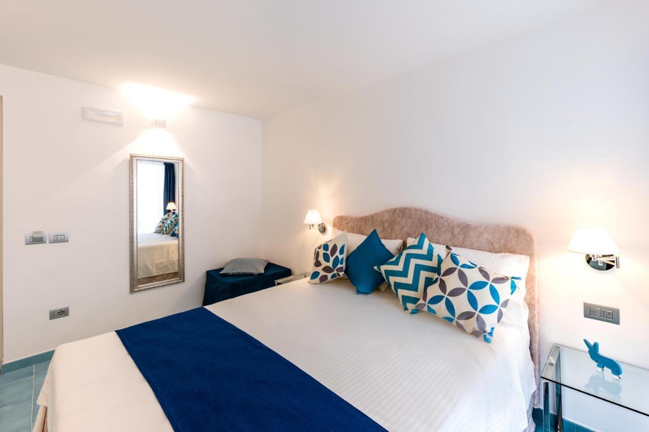 Bed and Breakfast Beb Palazzo Mancini Минори Экстерьер фото
