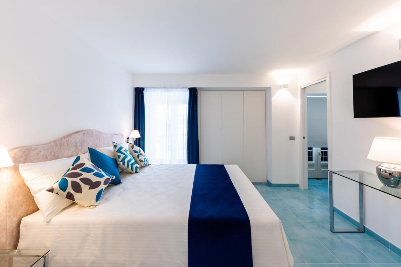 Bed and Breakfast Beb Palazzo Mancini Минори Экстерьер фото